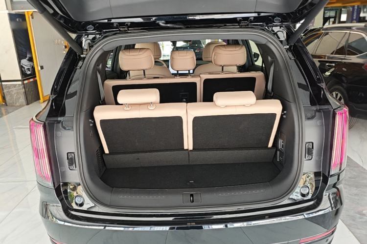 Used JETOUR Shanhai L7 Plus 2025 Model 220km Flagship 7-seater Trunk