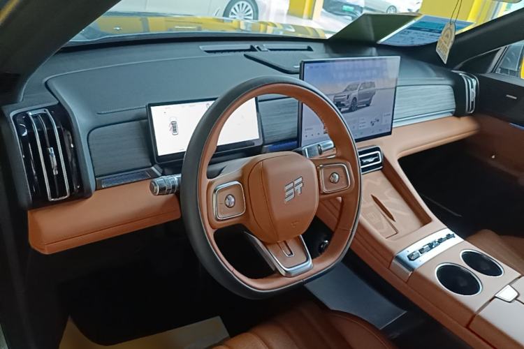 Used JETOUR Shanhai L7 Plus 2025 Model 220km Luxury Edition, 5 Seats Center Console
