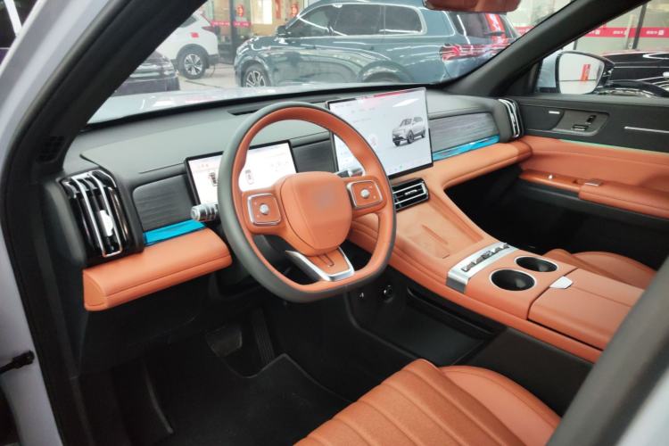 Used JETOUR Shanhai L7 Plus 2025 Model 220km Flagship 7-seater Center Console