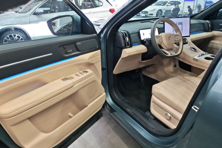 Used JETOUR Shanhai L7 Plus 2025 Model 220km Flagship 7-seater Driver Seat