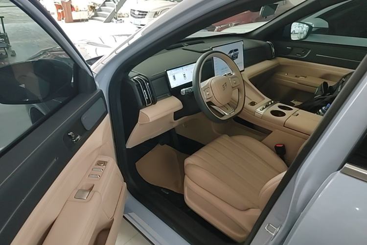 Used JETOUR Shanhai L7 Plus 2025 Model 121km Comfort 5-seater Driver Seat