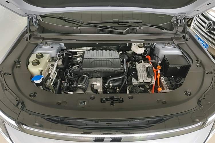 Used JETOUR Shanhai L7 Plus 2025 Model 121km Comfort 5-seater Engine Bay