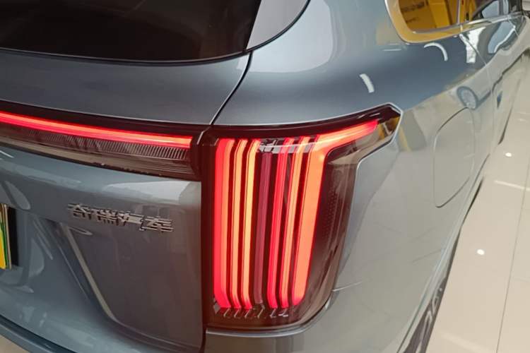 Used JETOUR Shanhai L7 Plus 2025 Model 220km Luxury Edition, 5 Seats Exterior 3