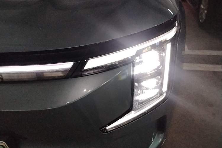 Used JETOUR Shanhai L7 Plus 2025 Model 220km Flagship 7-seater Left Front Headlight