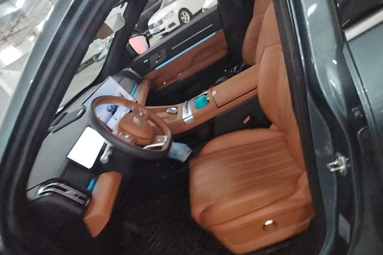 Used JETOUR Shanhai L7 Plus 2025 Model 220km Flagship 7-seater Left Front Seat