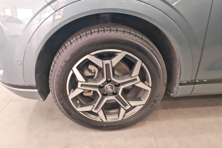 Used JETOUR Shanhai L7 Plus 2025 Model 220km Flagship 7-seater Left Front Wheel Hub