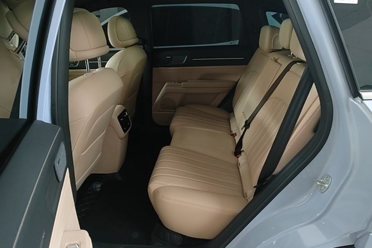 Used JETOUR Shanhai L7 Plus 2025 Model 121km Comfort 5-seater Left Rear Seat