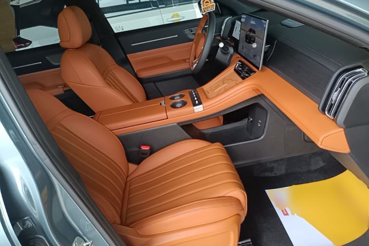 Used JETOUR Shanhai L7 Plus 2025 Model 220km Luxury Edition, 5 Seats Right Front Seat
