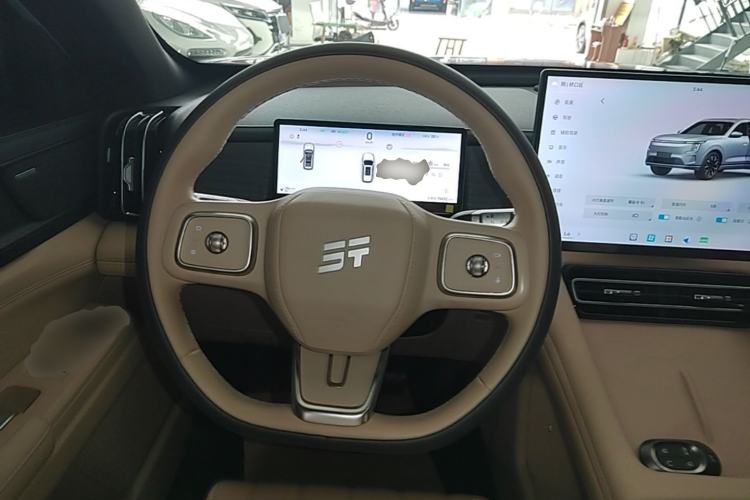 Used JETOUR Shanhai L7 Plus 2025 Model 121km Comfort 5-seater Steering Wheel