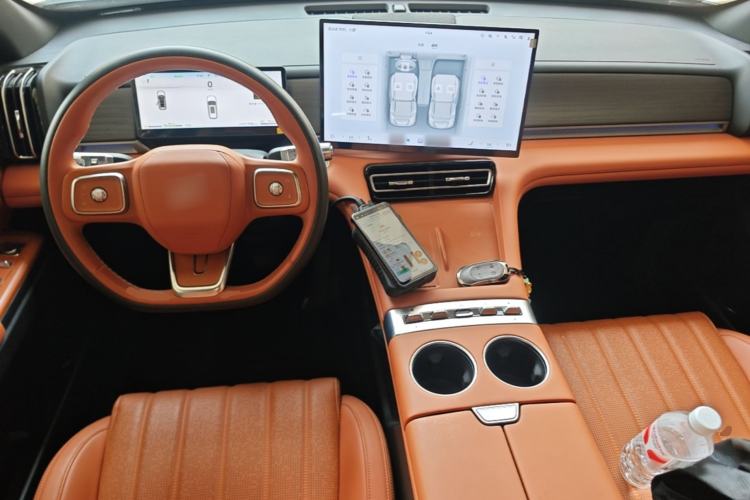 Used JETOUR Shanhai L7 Plus 2025 Model 220km Flagship 7-seater Center Console