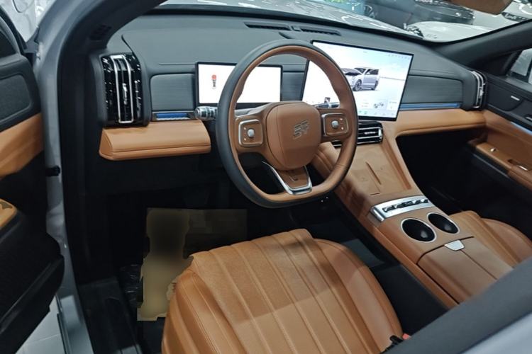 Used JETOUR Shanhai L7 Plus 2025 Model 220km Flagship 7-seater Center Console