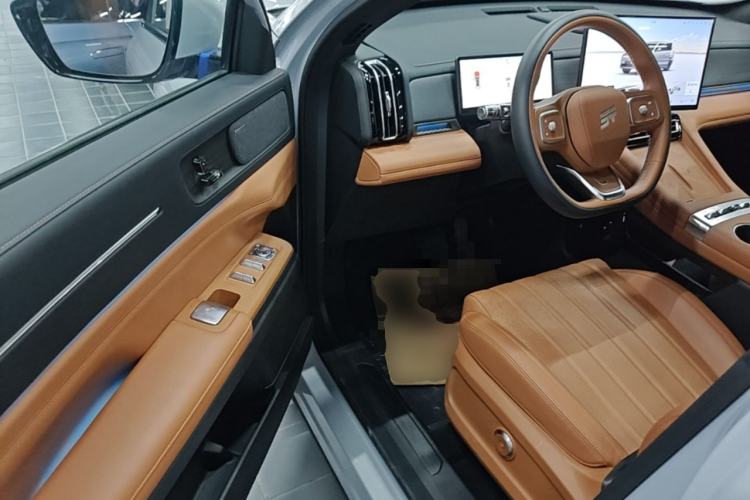 Used JETOUR Shanhai L7 Plus 2025 Model 220km Flagship 7-seater Driver Seat
