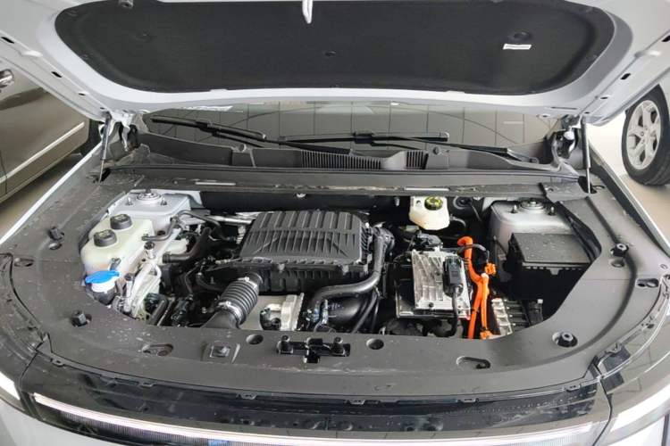 Used JETOUR Shanhai L7 Plus 2025 Model 121km Comfort 5-seater Engine Bay