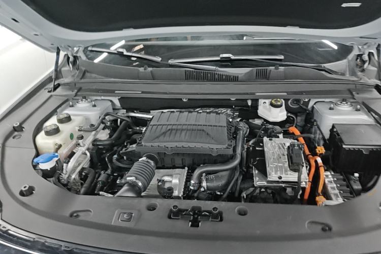 Used JETOUR Shanhai L7 Plus 2025 Model 220km Flagship 7-seater Engine Bay