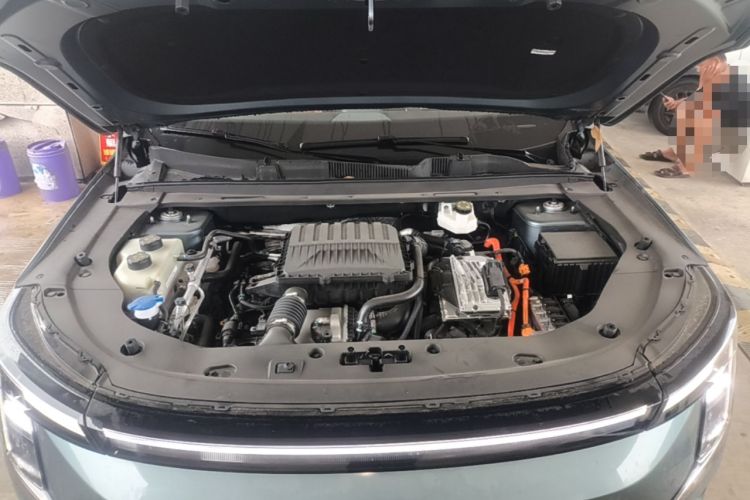 Used JETOUR Shanhai L7 Plus 2025 Model 220km Flagship 7-seater Engine Bay