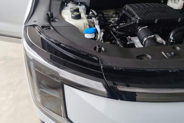 Used JETOUR Shanhai L7 Plus 2025 Model 121km Comfort 5-seater Engine Bay Right