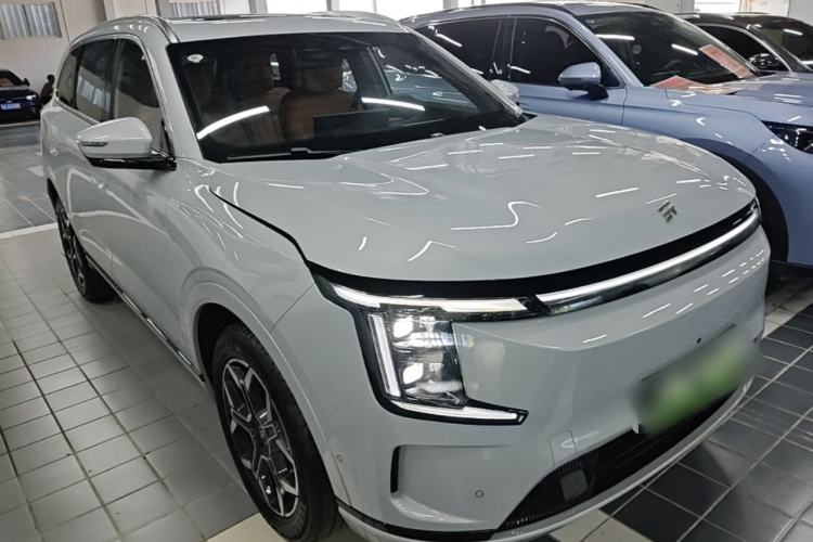 Used JETOUR Shanhai L7 Plus 2025 Model 220km Flagship 7-seater Front Right 45 Deg