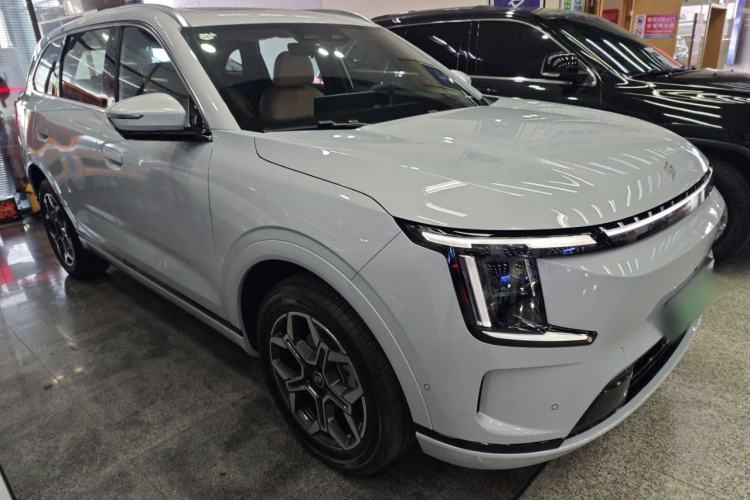 Used JETOUR Shanhai L7 Plus 2025 Model 220km Flagship 7-seater Front Right 45 Deg