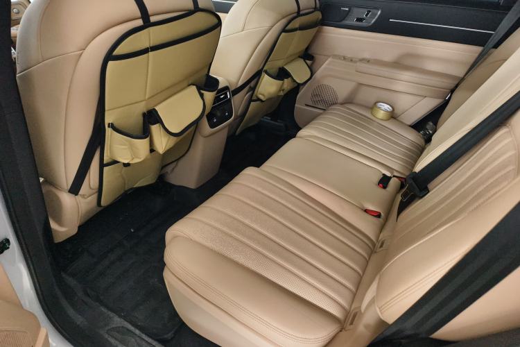 Used JETOUR Shanhai L7 Plus 2025 Model 220km Flagship 7-seater Interior 1