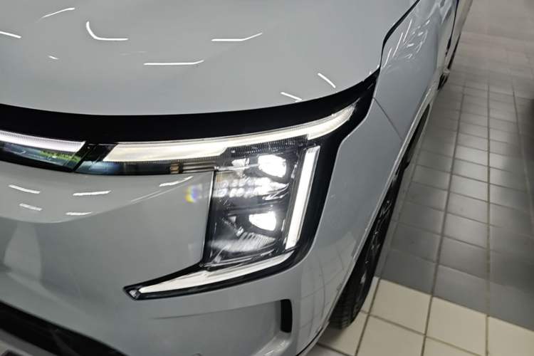 Used JETOUR Shanhai L7 Plus 2025 Model 220km Flagship 7-seater Left Front Headlight
