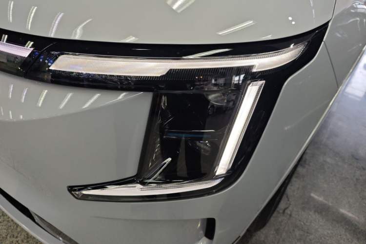 Used JETOUR Shanhai L7 Plus 2025 Model 220km Flagship 7-seater Left Front Headlight