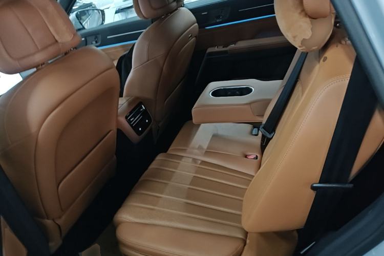 Used JETOUR Shanhai L7 Plus 2025 Model 220km Flagship 7-seater Left Rear Seat