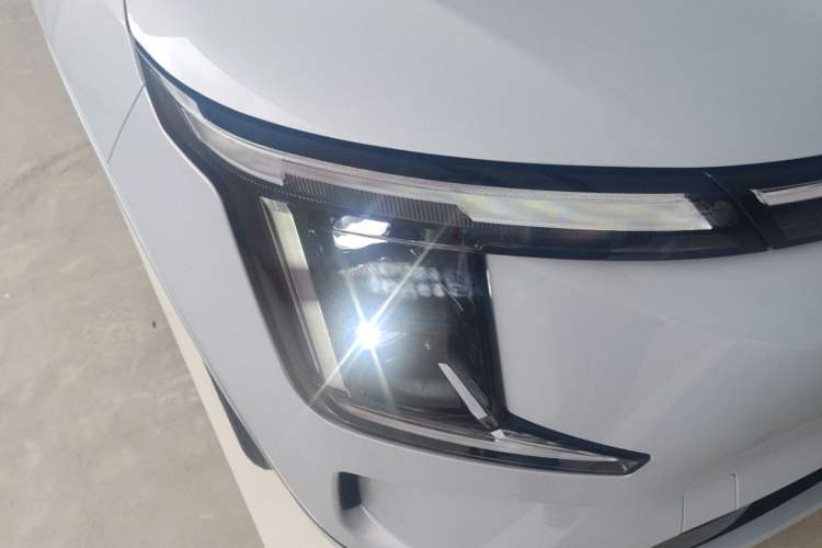 Used JETOUR Shanhai L7 Plus 2025 Model 121km Comfort 5-seater Right Front Headlight
