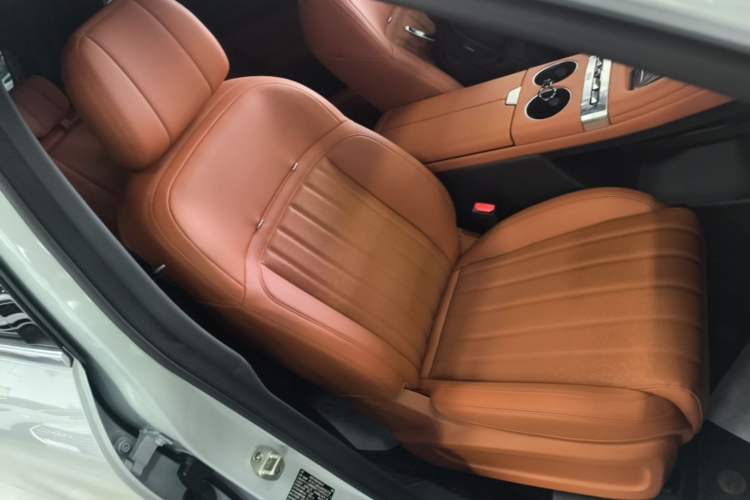 Used JETOUR Shanhai L7 Plus 2025 Model 121km Luxury 7-seater Right Front Seat