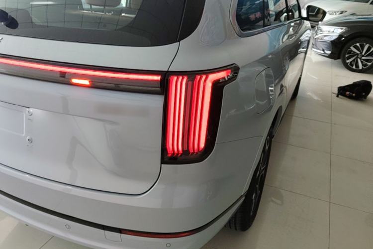 Used JETOUR Shanhai L7 Plus 2025 Model 121km Comfort 5-seater Right Rear Taillight