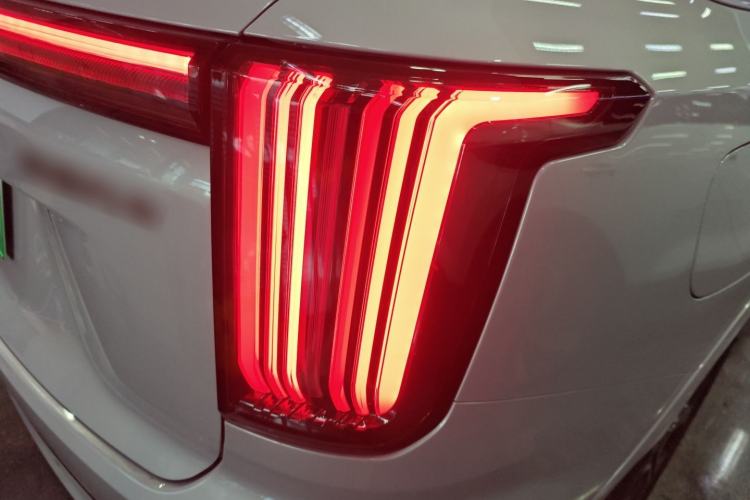 Used JETOUR Shanhai L7 Plus 2025 Model 220km Flagship 7-seater Right Rear Taillight