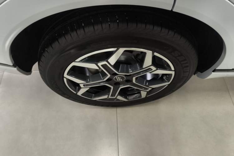 Used JETOUR Shanhai L7 Plus 2025 Model 121km Luxury 7-seater Right Rear Wheel Hub