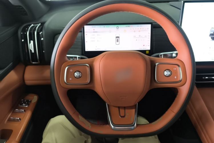 Used JETOUR Shanhai L7 Plus 2025 Model 121km Luxury 7-seater Steering Wheel