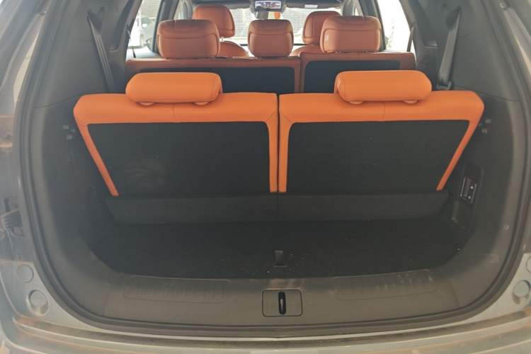 Used JETOUR Shanhai L7 Plus 2025 Model 220km Flagship 7-seater Trunk