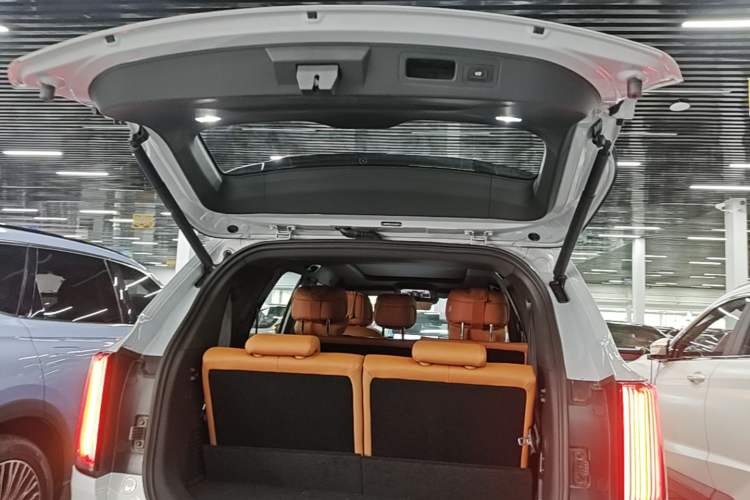 Used JETOUR Shanhai L7 Plus 2025 Model 220km Flagship 7-seater Trunk