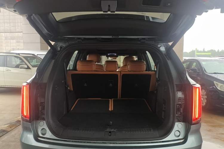 Used JETOUR Shanhai L7 Plus 2025 Model 220km Flagship 7-seater Trunk