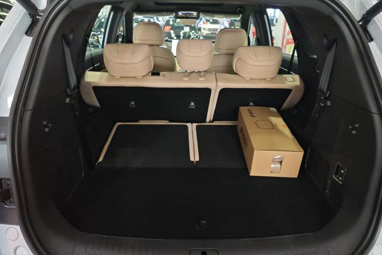 Used JETOUR Shanhai L7 Plus 2025 Model 220km Flagship 7-seater Trunk