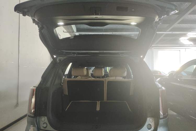 Used JETOUR Shanhai L7 Plus 2025 Model 220km Flagship 7-seater Trunk