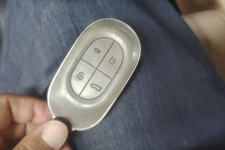 Used JETOUR Shanhai L7 Plus 2025 Model 220km Flagship 7-seater Vehicle Key