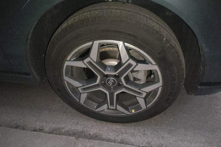 Used JETOUR Shanhai L7 Plus 2025 Model 220km Flagship 7-seater Right Front Wheel Hub
