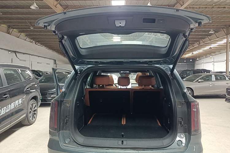 Used JETOUR Shanhai L7 Plus 2025 Model 220km Luxury Edition, 7 Seats Trunk