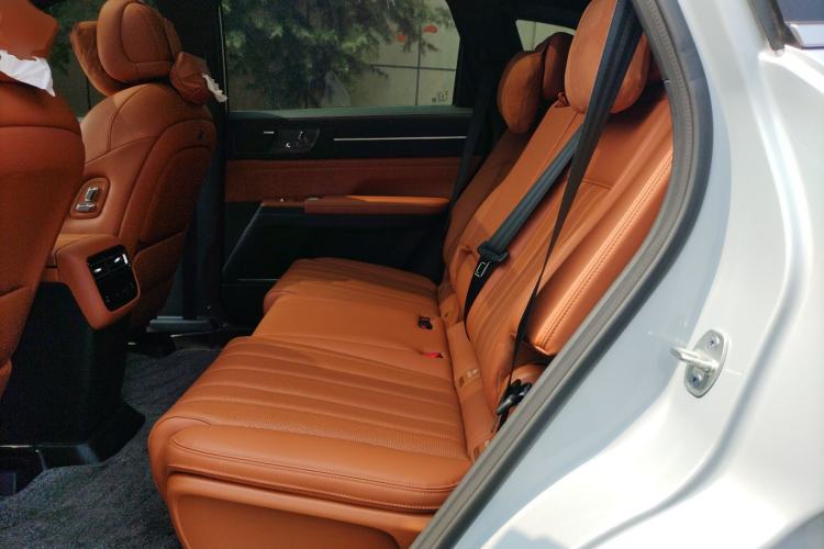 Used JETOUR Shanhai L7 Plus 2025 Model 220km Flagship 7-seater Left Rear Seat