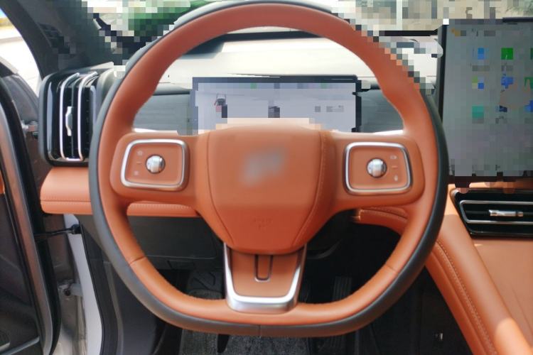 Used JETOUR Shanhai L7 Plus 2025 Model 220km Flagship 7-seater Steering Wheel
