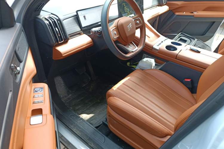 Used JETOUR Shanhai L7 Plus 2025 Model 121km Comfort 5-seater Driver Seat
