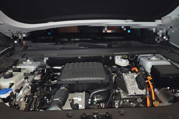 Used JETOUR Shanhai L7 Plus 2025 Model 220km Flagship 7-seater Engine Bay