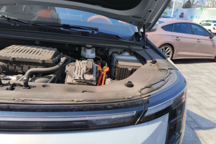 Used JETOUR Shanhai L7 Plus 2025 Model 121km Luxury 7-seater Engine Bay Left