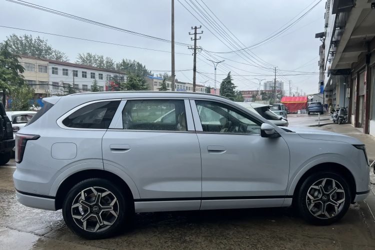 Used JETOUR Shanhai L7 Plus 2025 Model 220km Flagship 5-seater Exterior 2