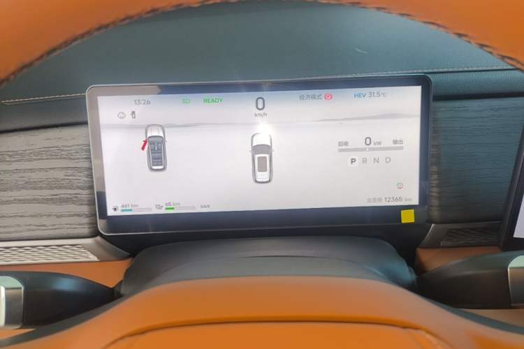 Used JETOUR Shanhai L7 Plus 2025 Model 220km Flagship 7-seater Instrument Cluster