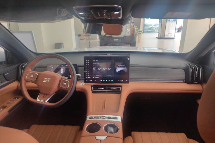 Used JETOUR Shanhai L7 Plus 2025 Model 121km Luxury 7-seater Interior 2