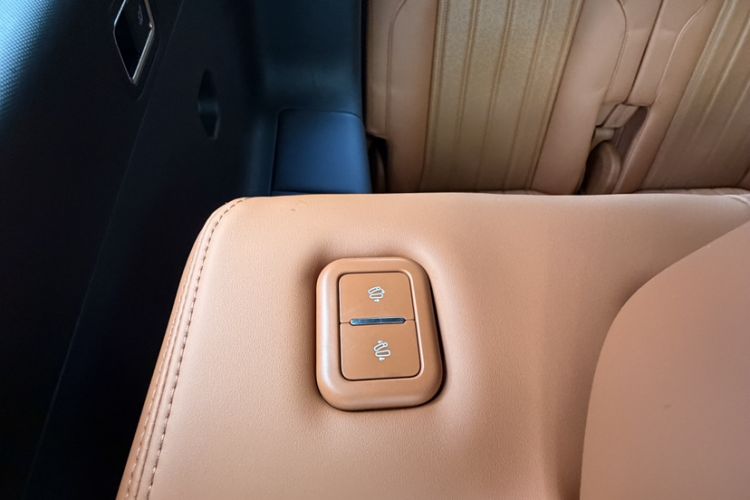 Used JETOUR Shanhai L7 Plus 2025 Model 220km Flagship 7-seater Interior 8