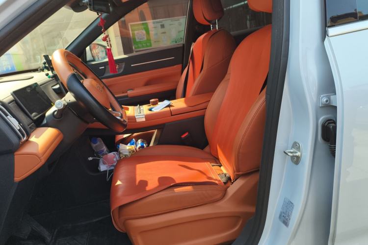 Used JETOUR Shanhai L7 Plus 2025 Model 121km Luxury 7-seater Left Front Seat